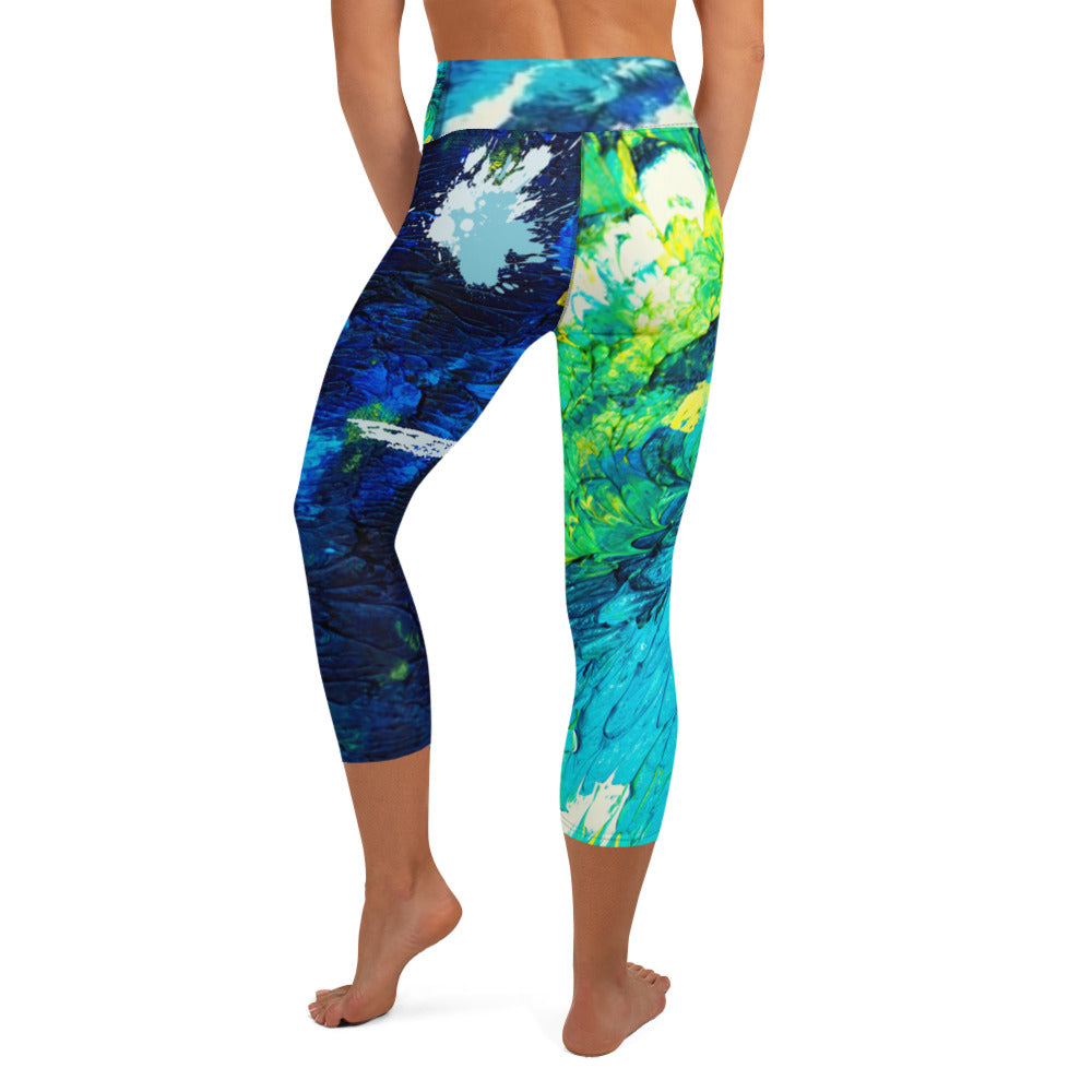 Transcendent Water Lily Yoga Capri Leggings