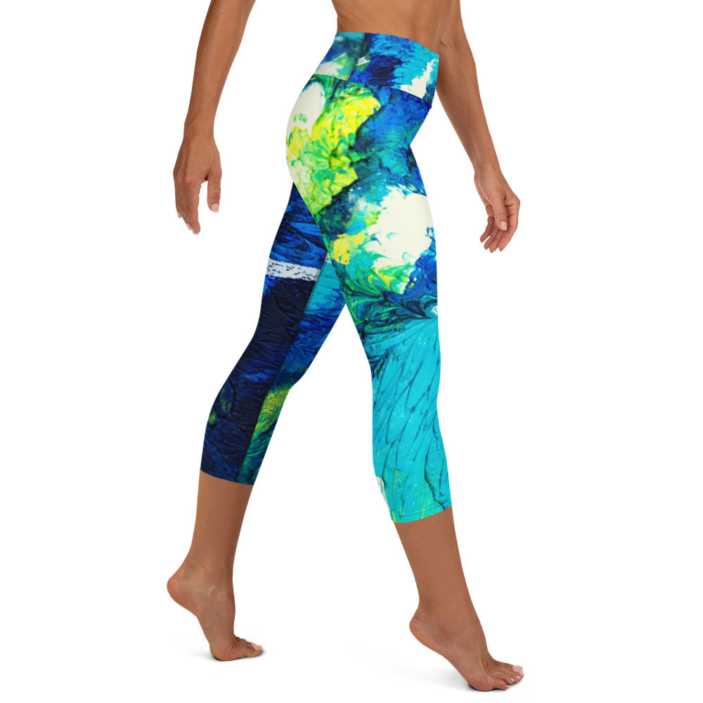 Transcendent Water Lily Yoga Capri Leggings