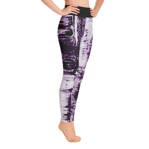 An Artist's Yoga Leggings in Plum